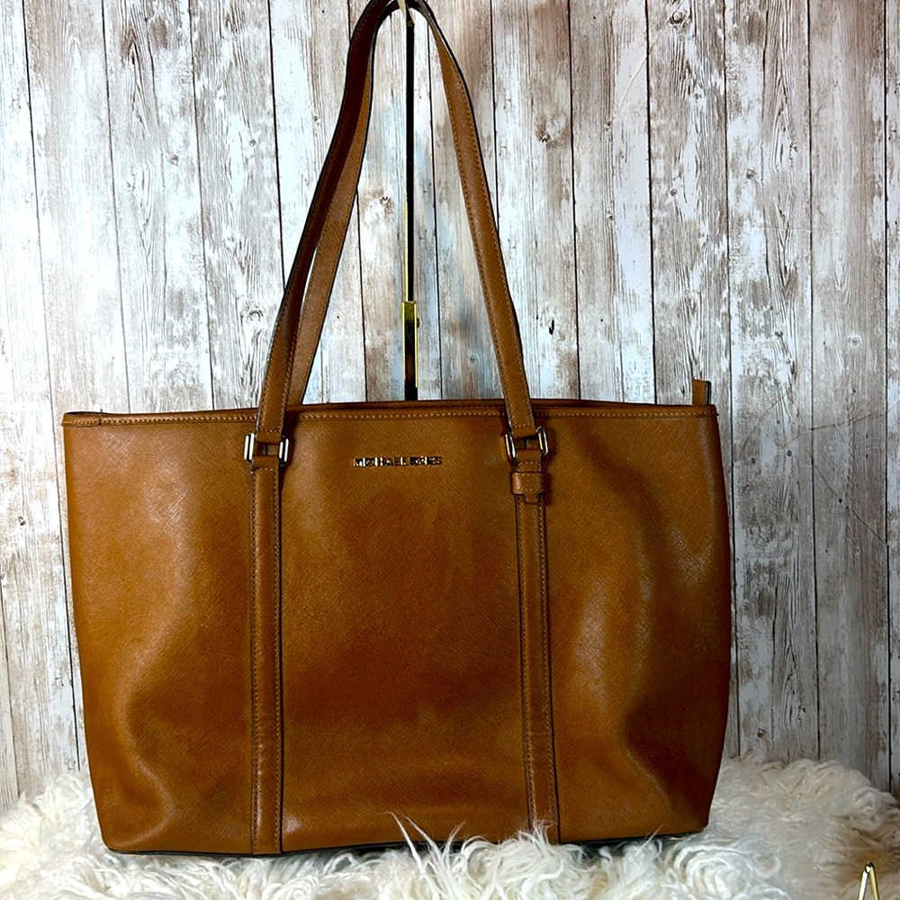 MICHAEL KORS LARGE SADY LEATHER TOTE